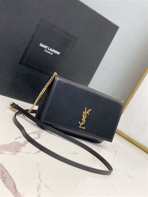 borsa porta cellulare ysl